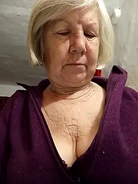 Snapshot of KlaudiaDarling chatting on January 17, 2026, 12:37 am KlaudiaDarling online show from January 17, 2026, 12:37 am