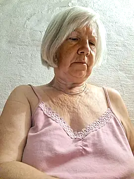 Snapshot of KlaudiaDarling chatting on July 16, 2026, 2:19 am KlaudiaDarling online show from July 16, 2026, 2:19 am