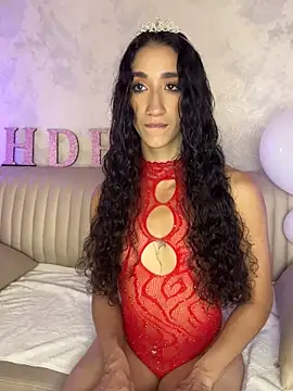 LunaDupont online show from February 5, 2026, 8:59 pm