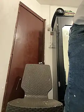 bigdick211292 online show from June 23, 2026, 4:38 pm