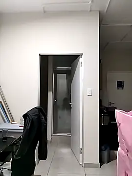 Snapshot of Bra-G chatting on February 4, 2026, 5:30 pm Bra-G online show from February 4, 2026, 5:30 pm