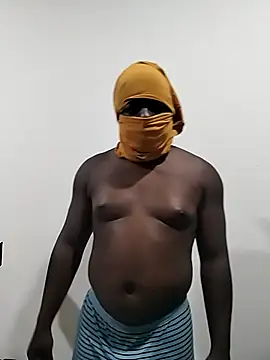 Snapshot of Bra-G chatting on February 12, 2026, 11:04 pm Bra-G online show from February 12, 2026, 11:04 pm