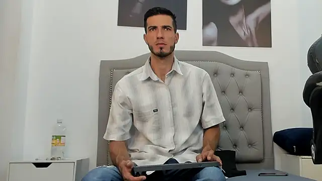 marc ruffa online show from February 4, 2026, 7:53 pm