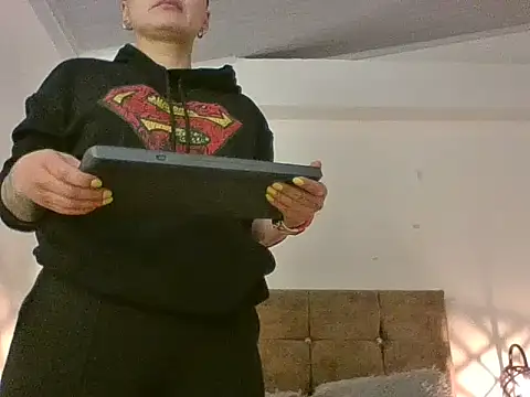 Snapshot of kat_paradise chatting on February 15, 2026, 11:31 am kat paradise online show from February 15, 2026, 11:31 am