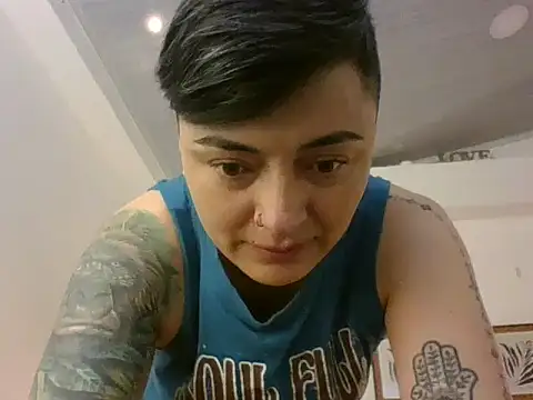 Snapshot of kat_paradise chatting on February 26, 2026, 11:32 am kat paradise online show from February 26, 2026, 11:32 am