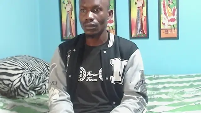 miltonjjakee online show from December 23, 2025, 2:33 am