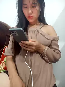 Snapshot of congchua977 chatting on May 7, 2026, 1:03 pm congchua977 online show from May 7, 2026, 1:03 pm