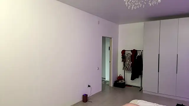 Missfit  online show from January 8, 2026, 9:37 am