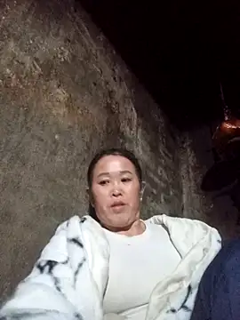 dakota-kis online show from March 8, 2026, 2:09 pm