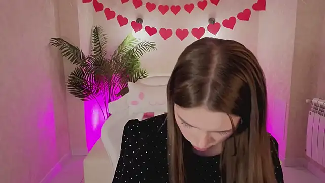 Snapshot of Ellya_me chatting on February 13, 2026, 4:07 pm Ellya me online show from February 13, 2026, 4:07 pm