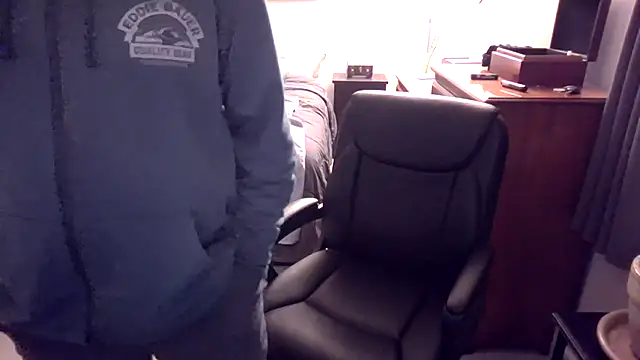 MatureSexy1700 online show from January 15, 2026, 2:15 am