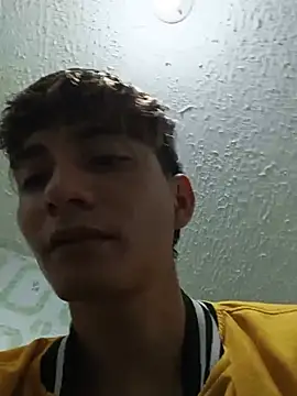 Snapshot of Andy_Kein chatting on May 27, 2026, 1:40 pm Andy Kein online show from May 27, 2026, 1:40 pm