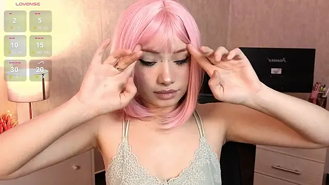 Snapshot of Sienna_Desiree chatting on January 19, 2026, 12:53 pm Sienna Desiree online show from January 19, 2026, 12:53 pm