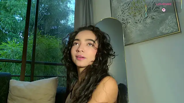 adelineevs online show from January 14, 2026, 10:57 pm