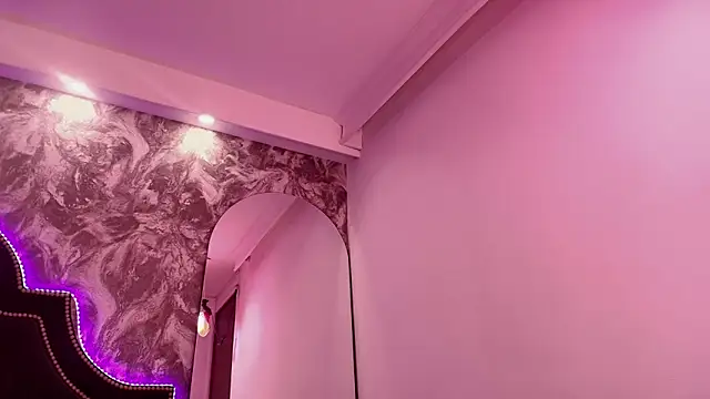 Chloe Connor online show from March 11, 2026, 3:55 am