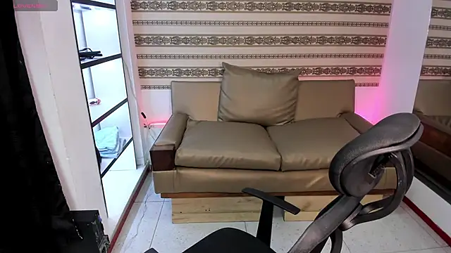 Snapshot of xxximena_angels_ chatting on March 2, 2026, 9:11 pm xxximena angels online show from March 2, 2026, 9:11 pm