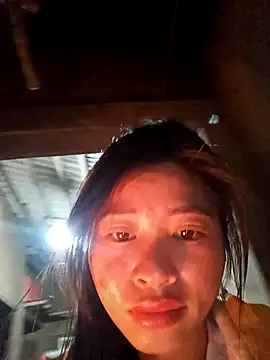 Snapshot of Hiniyk2 chatting on January 8, 2026, 11:11 pm Hiniyk2 online show from January 8, 2026, 11:11 pm