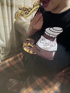 m235922 online show from February 6, 2026, 1:23 am