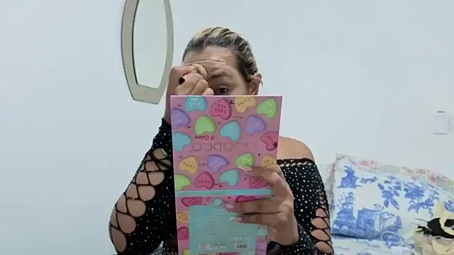 Snapshot of IsabelaAcosta chatting on May 2, 2026, 3:50 pm IsabelaAcosta online show from May 2, 2026, 3:50 pm