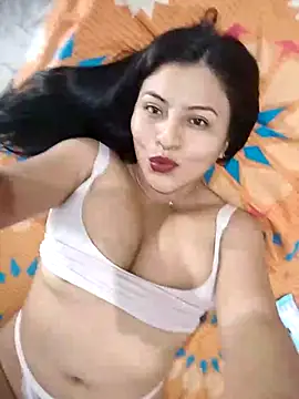 Laura-2026 online show from January 8, 2026, 5:24 am