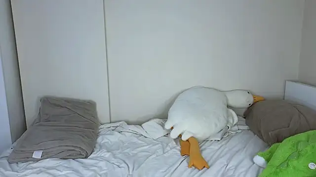 Snapshot of jasmilee chatting on February 12, 2026, 6:18 pm jasmilee online show from February 12, 2026, 6:18 pm