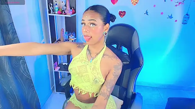 NYXHELLSQUEEN online show from April 16, 2026, 9:37 pm