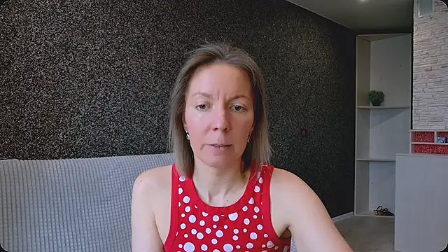 Snapshot of Amanda_Luxe chatting on May 8, 2026, 2:59 am Amanda Luxe online show from May 8, 2026, 2:59 am