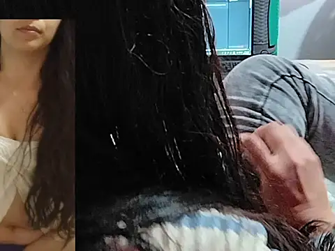 Snapshot of Emily_Gree chatting on February 26, 2026, 2:39 pm Emily Gree online show from February 26, 2026, 2:39 pm