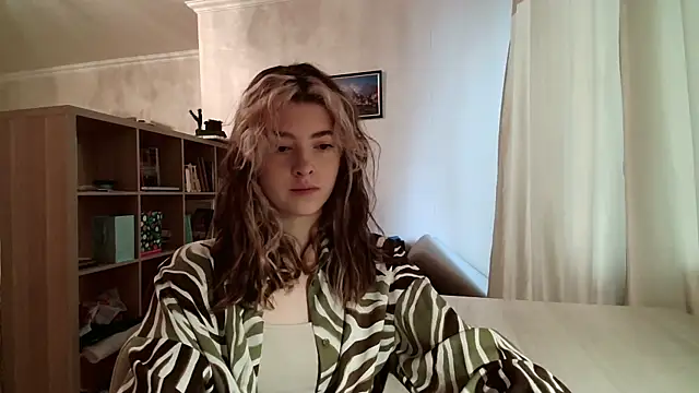 Snapshot of Dia_DeAmas chatting on March 1, 2026, 10:37 am Dia DeAmas online show from March 1, 2026, 10:37 am