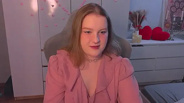 Ol1via online show from February 13, 2026, 1:38 am