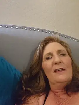 HotAzMilf online show from February 23, 2026, 7:31 am