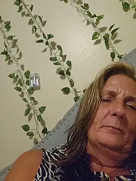 HotAzMilf online show from June 10, 2026, 7:31 am
