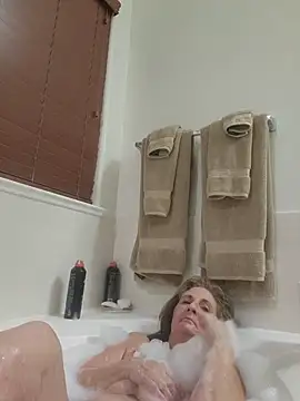 HotAzMilf online show from March 11, 2026, 6:18 am