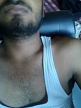 Snapshot of avi007pp chatting on July 8, 2026, 7:42 am avi007pp online show from July 8, 2026, 7:42 am