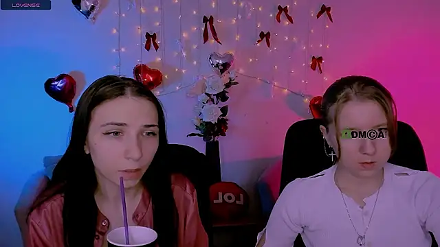 sweetie chloe  online show from March 22, 2026, 8:10 pm