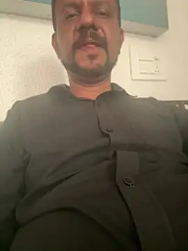 Snapshot of vmmalto chatting on May 25, 2026, 7:51 am vmmalto online show from May 25, 2026, 7:51 am