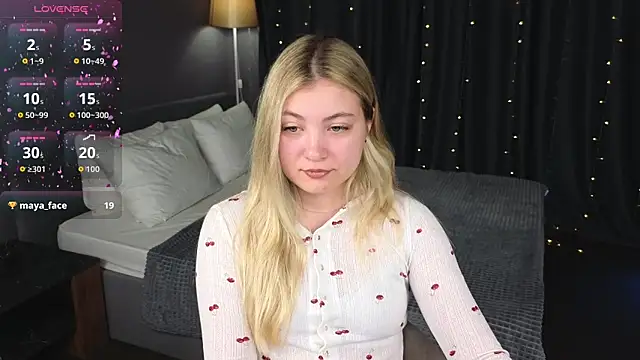 Angel  Grace online show from May 15, 2026, 10:52 pm