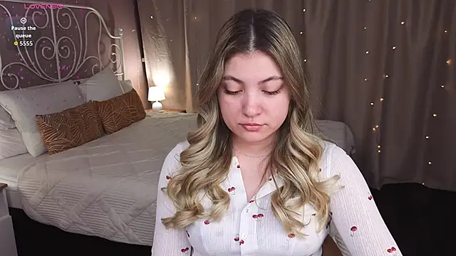 Angel  Grace online show from February 25, 2026, 12:11 am