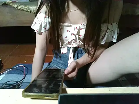 RinaPink online show from April 16, 2026, 1:23 pm