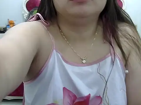 Sarah no land online show from March 10, 2026, 5:22 am