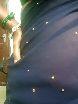 Snapshot of tamil-Diya90 chatting on February 2, 2026, 5:23 pm tamil-Diya90 online show from February 2, 2026, 5:23 pm