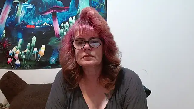 Snapshot of ladylavende3 chatting on November 14, 2025, 8:56 pm ladylavende3 online show from November 14, 2025, 8:56 pm