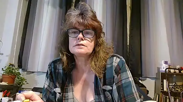 Snapshot of ladylavende3 chatting on February 26, 2025, 4:19 am ladylavende3 online show from February 26, 2025, 4:19 am