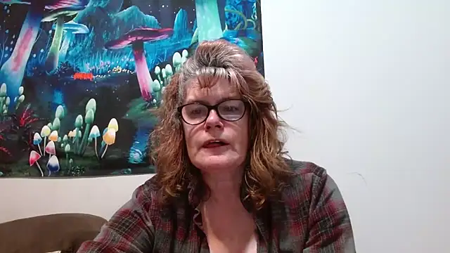 Snapshot of ladylavende3 chatting on February 20, 2026, 4:20 am ladylavende3 online show from February 20, 2026, 4:20 am