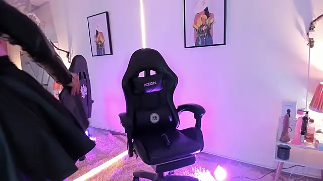 Astrid williams online show from January 10, 2026, 2:29 am