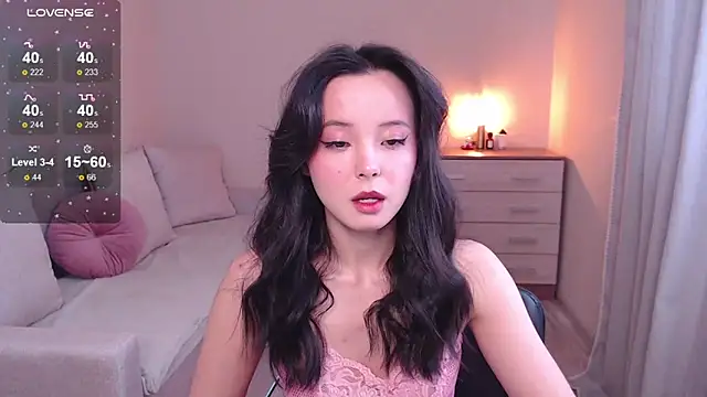 Snapshot of lia_hetty chatting on February 14, 2025, 12:25 pm lia hetty online show from February 14, 2025, 12:25 pm