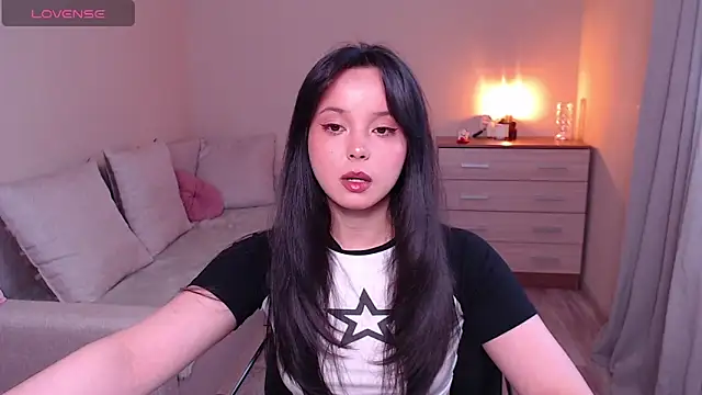 lia hetty online show from May 15, 2026, 4:05 pm