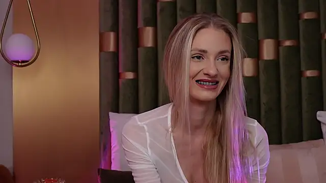 AmeliaAngel online show from February 5, 2025, 6:56 am