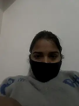 MONIKA BIGG55A online show from January 11, 2026, 4:36 pm