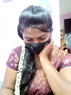 Tamil Hot Anu online show from March 15, 2026, 2:07 am